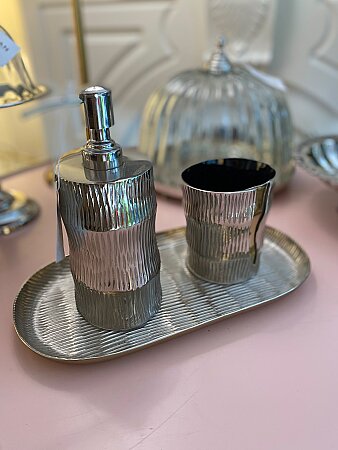 5 Parça Silver Gold Detaylı Banyo Seti - 2